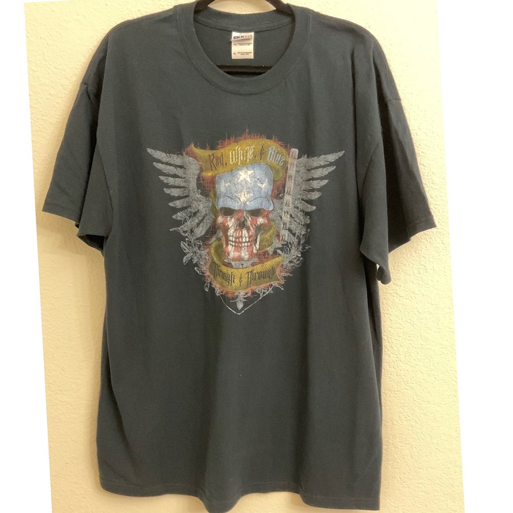 Gildan Mens XL Black Graphic Tee Red White Blue‎ Patriotic Skull Wings T-Shirt